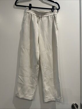lululemon athletica Cream Straight Leg Pants size 2